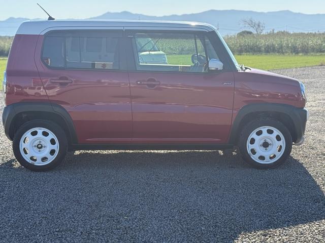 ハスラー Ｊスタイル　ＥＴＣ　衝突被害軽減システム　オートライト　ＨＩＤ　スマートキー　アイドリングストップ　電動格納ミラー　シートヒーター　ベンチシート　ＣＶＴ　盗難防止システム　ＡＢＳ　ＥＳＣ　ＣＤ　衝突安全ボディ（18枚目）