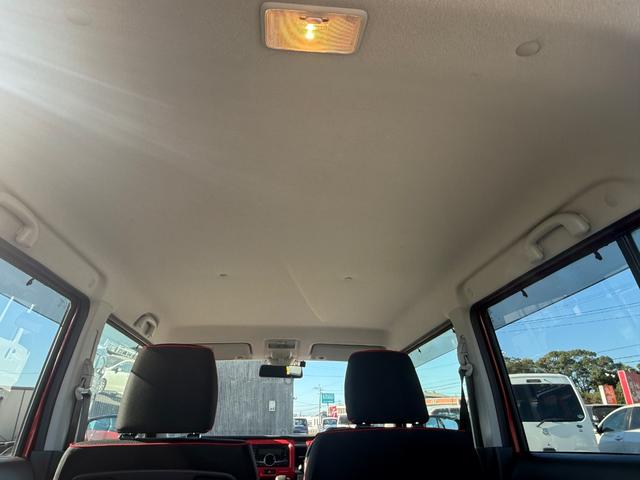 ハスラー Ｊスタイル　ＥＴＣ　衝突被害軽減システム　オートライト　ＨＩＤ　スマートキー　アイドリングストップ　電動格納ミラー　シートヒーター　ベンチシート　ＣＶＴ　盗難防止システム　ＡＢＳ　ＥＳＣ　ＣＤ　衝突安全ボディ（28枚目）