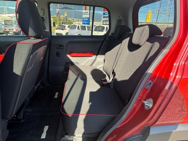 ハスラー Ｊスタイル　ＥＴＣ　衝突被害軽減システム　オートライト　ＨＩＤ　スマートキー　アイドリングストップ　電動格納ミラー　シートヒーター　ベンチシート　ＣＶＴ　盗難防止システム　ＡＢＳ　ＥＳＣ　ＣＤ　衝突安全ボディ（30枚目）