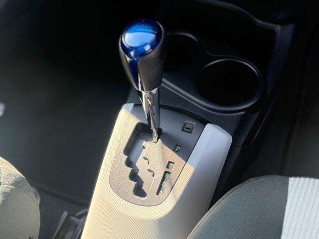 アクア S ETC ナビ TV アルミホイール スマートキー 電動格納ミラー CVT 衝突安全ボディ ABS ESC CD ミュージックプレイヤー接続可 Bluetooth エアコン パワーステアリング(8枚目)