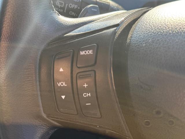 ステップワゴンスパーダ Ｚ　ＥＴＣ　両側電動スライドドア　オートライト　ＨＩＤ　スマートキー　電動格納ミラー　３列シート　フルフラット　ＣＶＴ　アルミホイール　盗難防止システム　衝突安全ボディ　ＡＢＳ　ＥＳＣ　エアコン（5枚目）