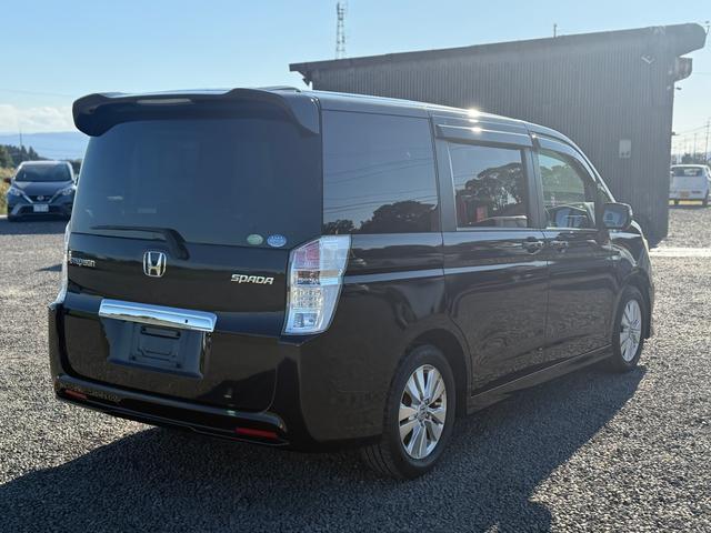 ステップワゴンスパーダ Ｚ　ＥＴＣ　両側電動スライドドア　オートライト　ＨＩＤ　スマートキー　電動格納ミラー　３列シート　フルフラット　ＣＶＴ　アルミホイール　盗難防止システム　衝突安全ボディ　ＡＢＳ　ＥＳＣ　エアコン（15枚目）