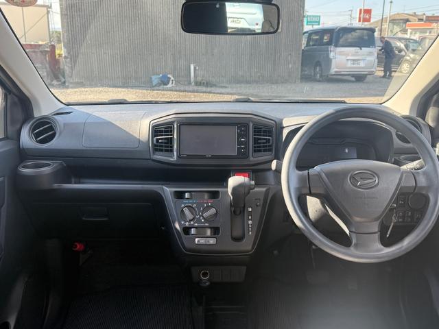 ミライース Ｌ　ＳＡＩＩＩ　ナビ　ＴＶ　クリアランスソナー　衝突被害軽減システム　オートマチックハイビーム　キーレスエントリー　アイドリングストップ　ＣＶＴ　盗難防止システム　ＡＢＳ　ＥＳＣ　衝突安全ボディ　エアコン（12枚目）