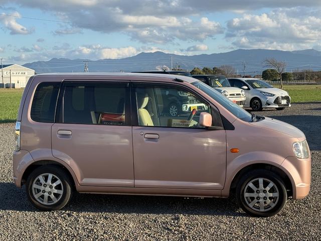 ｅＫワゴン Ｇ　キーレスエントリー　ベンチシート　ＡＴ　盗難防止システム　ＡＢＳ　ＣＤ　アルミホイール　衝突安全ボディ　エアコン　パワーステアリング　パワーウィンドウ（4枚目）