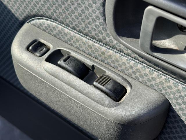 ハイゼットトラック スペシャル 軽トラック MT キーレスエントリー アルミホイール エアコン パワーステアリング パワーウィンドウ(6枚目)