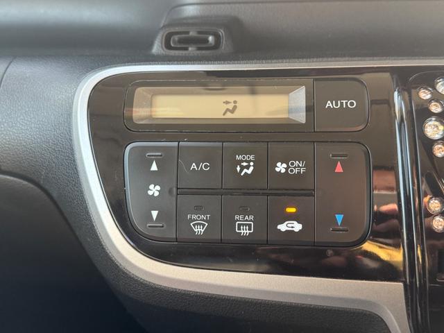 N-BOXカスタム G SSパッケージ ドライブレコーダー 両側電動スライドドア TV 衝突被害軽減システム オートライト HID スマートキー アイドリングストップ 電動格納ミラー CVT 盗難防止システム ABS ESC CD(5枚目)