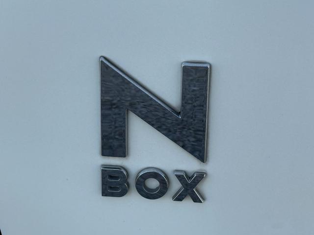 N-BOXカスタム G SSパッケージ ドライブレコーダー 両側電動スライドドア TV 衝突被害軽減システム オートライト HID スマートキー アイドリングストップ 電動格納ミラー CVT 盗難防止システム ABS ESC CD(22枚目)
