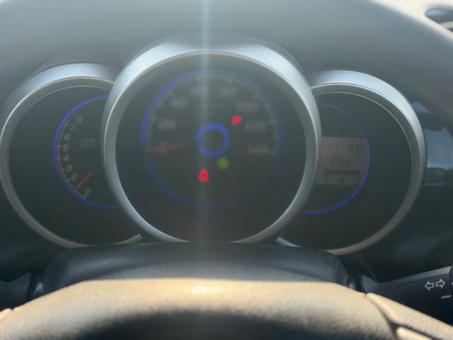 Ｎ－ＢＯＸカスタム Ｇ　ドライブレコーダー　ＥＴＣ　両側スライド・片側電動　オートライト　ＨＩＤ　スマートキー　アイドリングストップ　電動格納ミラー　ベンチシート　ＣＶＴ　盗難防止システム　ＡＢＳ　ＥＳＣ　Ｂｌｕｅｔｏｏｔｈ（22枚目）