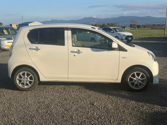 ミライース X メモリアルエディション ナビ キーレスエントリー アイドリングストップ 電動格納ミラー CVT 盗難防止システム ABS アルミホイール 衝突安全ボディ エアコン(3枚目)