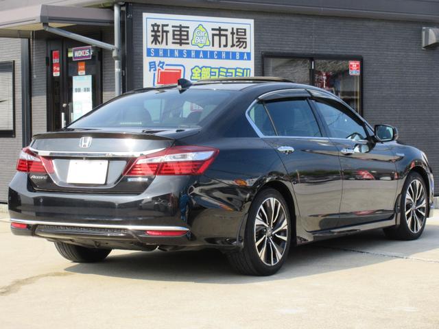 アコードハイブリッド ＥＸ　後期型　ホンダセンシング　サンルーフ　黒本革パワーシート　シートヒーター　純正ナビ　地デジ　Ｓ／Ｂカメラ　Ｂｌｕｅｔｏｏｔｈ　電動リアサンシェード　アダプティブクルコン　ＬＥＤ　純１８ＡＷ　１年保証（49枚目）