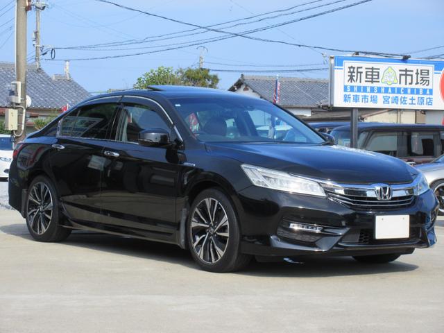 アコードハイブリッド ＥＸ　後期型　ホンダセンシング　サンルーフ　黒本革パワーシート　シートヒーター　純正ナビ　地デジ　Ｓ／Ｂカメラ　Ｂｌｕｅｔｏｏｔｈ　電動リアサンシェード　アダプティブクルコン　ＬＥＤ　純１８ＡＷ　１年保証（51枚目）