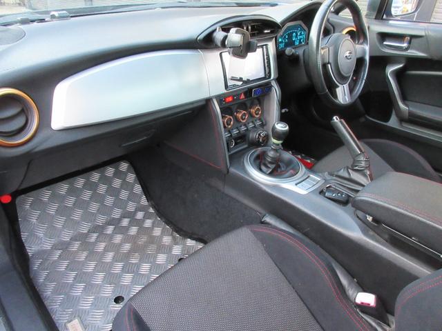 ＢＲＺ Ｓ　６ＭＴ　社外エアロ　ＨＫＳ車高調　ＲＡＹＳ１８ＡＷ　５ＺＩＧＥＮマフラー　ＧＴウイング　社外ＳＤナビ　地デジ　バックカメラ　Ｂｌｕｅｔｏｏｔｈ　ミラー型前後ドラレコ　オートライト　ＨＩＤ　ＬＥＤフォグ（50枚目）