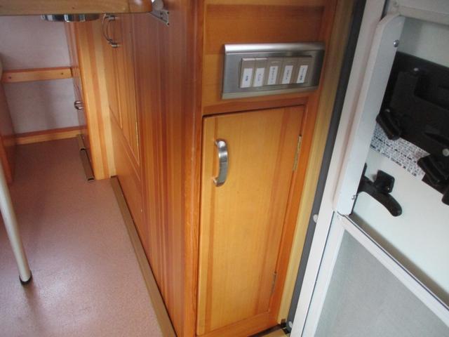 ハイゼットトラック エクストラ La.kunn  キャンピングカー 8ナンバー 普通車登録 5人乗り オートマチック(29枚目)