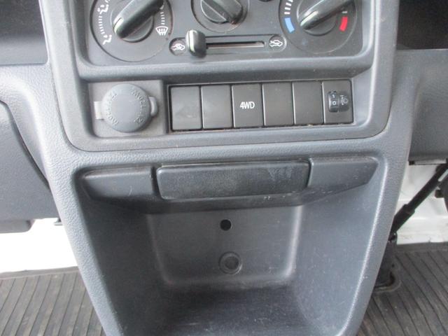 キャリイトラック ＫＣエアコン・パワステ　４ＷＤ（14枚目）