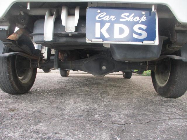 キャリイトラック ＫＣエアコン・パワステ　４ＷＤ（20枚目）