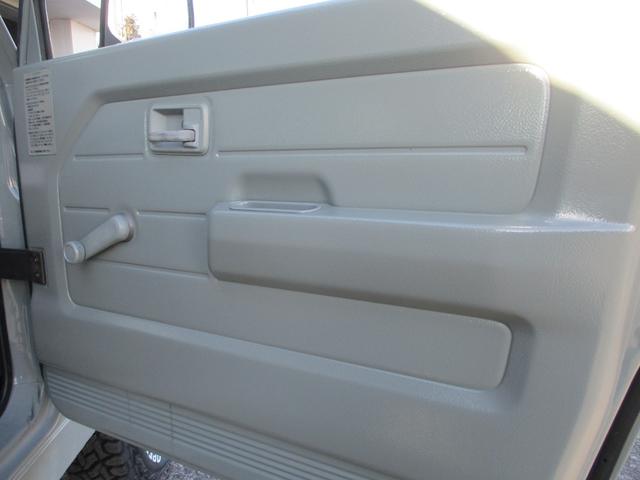 ジムニー 　ワイルドウインド　全面塗装済み　シート張り替え　前後社外バンパー　社外グリル　社外アルミホイール　ホワイトレタータイヤ全て卸したて　ナンバー移動　足回り塗装（18枚目）