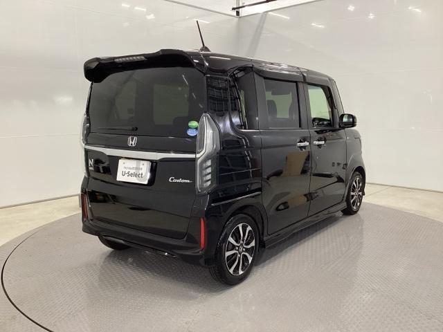 Ｎ－ＢＯＸカスタム Ｇ・Ｌホンダセンシング　メモリーナビ　リアカメラ　ＥＴＣ　地デジＴＶ　助手席エアバッグ　キーレス　アイドリングＳＴ　セキュリティーアラーム　スマ－トキ－　ナビＴＶ　前車追従機能　サイドエアバッグ　ＬＥＤヘッドライト　ＵＳＢ（8枚目）