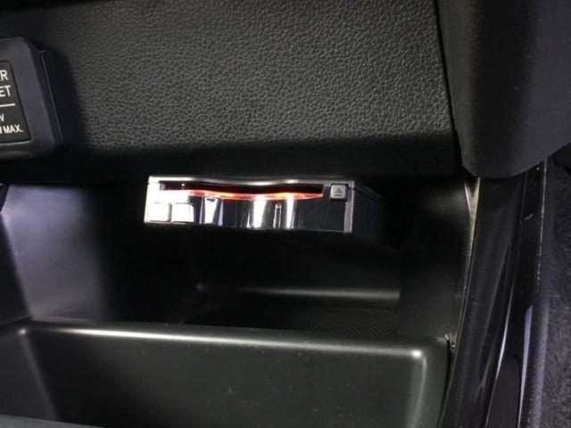フィットシャトル １５Ｘ　バックカメラ　純正ナビ　フルセグ　ＥＴＣ　運転席エアバック　助手席エアバック　ＥＳＣ　パワーウィンド　Ｂカメ　ナビ＆ＴＶ　リモコンキー　ＤＶＤ再生　エアコン　ＡＢＳ　パワーステアリング（21枚目）
