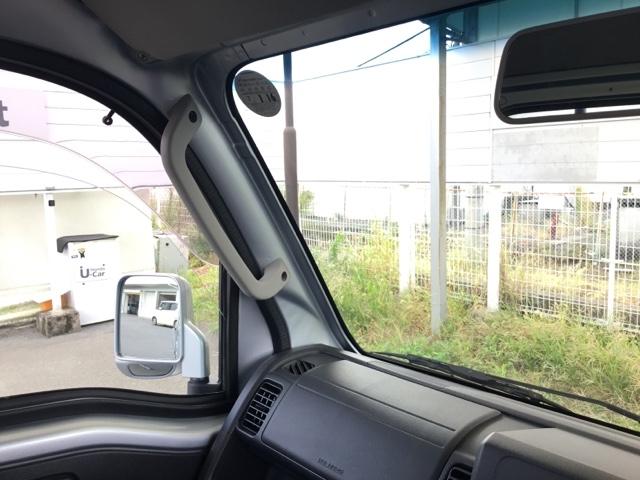 ハイゼットトラック ジャンボ５５ｔｈアニバーサリーゴールドエディション　ＣＤ　キーレス　アルミホイール　エアバッグ　パワーステアリング　マニュアルエアコン　切替式４ＷＤ　前席パワーウインドウ　助手席エアバッグ（16枚目）