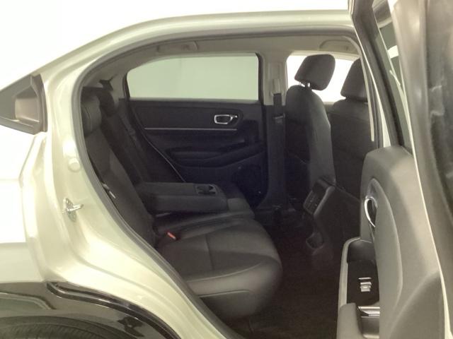 ヴェゼル ｅ：ＨＥＶＺ　先進ライト　シートヒーター　ＥＴＣ　衝突回避支援ブレーキ機能　スマキ　Ｐトランク　フルオートエアコン　エアバッグ　両席エアバック　Ｒカメ　パワーウィンドウ　ＬＥＤランプ　ソナー　クルーズＣ　ナビ＆ＴＶ（16枚目）