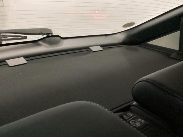 ヴェゼル ｅ：ＨＥＶＺ　先進ライト　シートヒーター　ＥＴＣ　衝突回避支援ブレーキ機能　スマキ　Ｐトランク　フルオートエアコン　エアバッグ　両席エアバック　Ｒカメ　パワーウィンドウ　ＬＥＤランプ　ソナー　クルーズＣ　ナビ＆ＴＶ（25枚目）