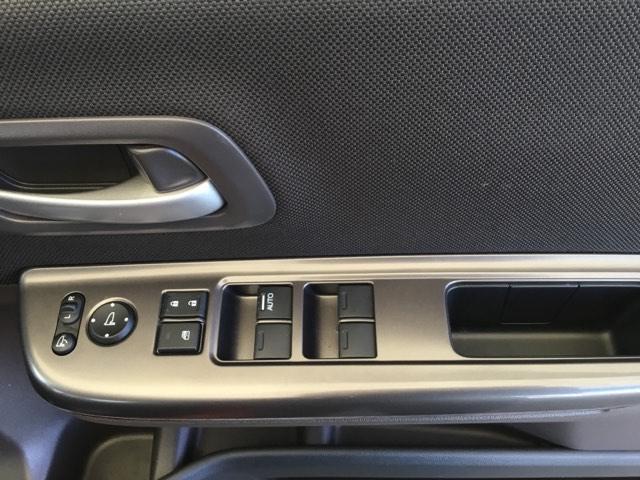 フリード Ｇ・ホンダセンシング　ハンズフリースライドドア　後席モニター　ＥＴＣ　前後ドラレコ　純正ナビ　Ｆセグ　追突被害軽減ブレーキ　ｉストップ　Ｗエアバッグ　パワーウィンドウ　アクティブクルーズコントロール　スマートキ　ＶＳＡ（11枚目）