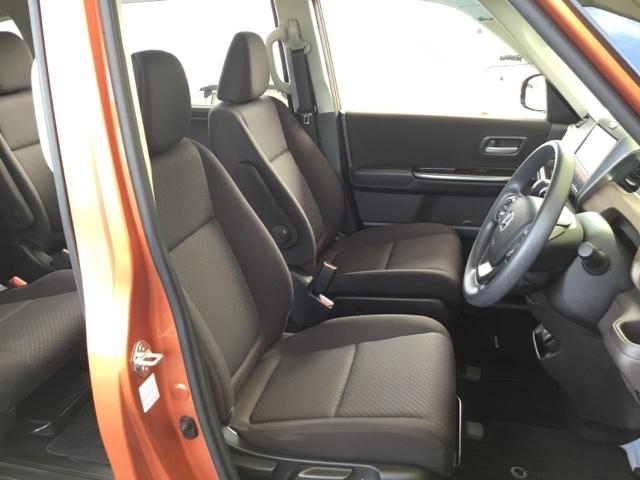 フリード Ｇ・ホンダセンシング　ハンズフリースライドドア　後席モニター　ＥＴＣ　前後ドラレコ　純正ナビ　Ｆセグ　追突被害軽減ブレーキ　ｉストップ　Ｗエアバッグ　パワーウィンドウ　アクティブクルーズコントロール　スマートキ　ＶＳＡ（15枚目）