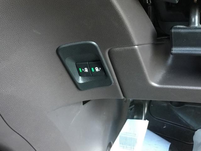 フリード Ｇ・ホンダセンシング　ハンズフリースライドドア　後席モニター　ＥＴＣ　前後ドラレコ　純正ナビ　Ｆセグ　追突被害軽減ブレーキ　ｉストップ　Ｗエアバッグ　パワーウィンドウ　アクティブクルーズコントロール　スマートキ　ＶＳＡ（24枚目）