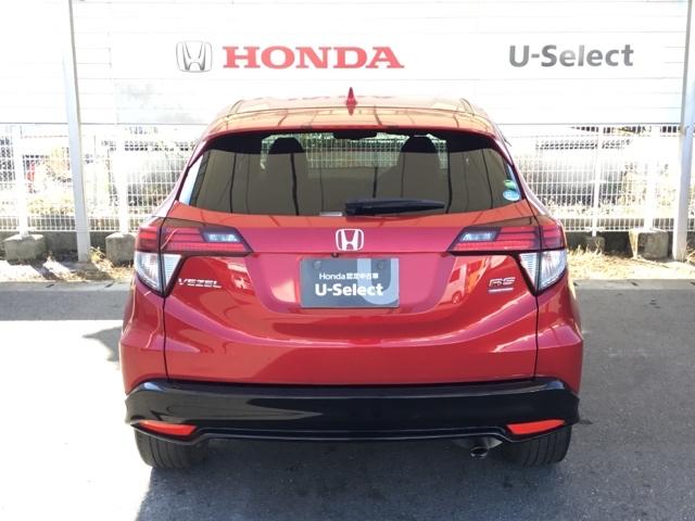 ヴェゼル ハイブリッドＲＳ・ホンダセンシング　クルコン　バックカメラ　純正ナビ　フルセグ　ＥＴＣ　ドラレコ　シートヒーター　パドルシフト　サイドＳＲＳ　Ｒカメ　フルオートエアコン　ＵＳＢ接続　両席エアバック　スマキー　オートクルーズコントロール（8枚目）