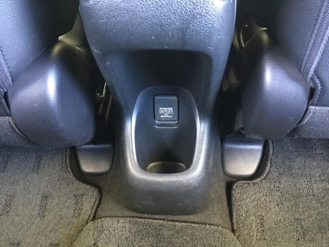 ヴェゼル ハイブリッドＲＳ・ホンダセンシング　クルコン　バックカメラ　純正ナビ　フルセグ　ＥＴＣ　ドラレコ　シートヒーター　パドルシフト　サイドＳＲＳ　Ｒカメ　フルオートエアコン　ＵＳＢ接続　両席エアバック　スマキー　オートクルーズコントロール（13枚目）