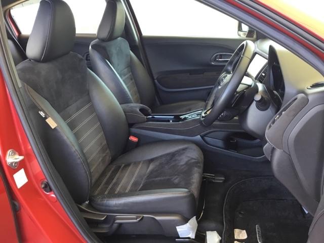 ヴェゼル ハイブリッドＲＳ・ホンダセンシング　クルコン　バックカメラ　純正ナビ　フルセグ　ＥＴＣ　ドラレコ　シートヒーター　パドルシフト　サイドＳＲＳ　Ｒカメ　フルオートエアコン　ＵＳＢ接続　両席エアバック　スマキー　オートクルーズコントロール（16枚目）