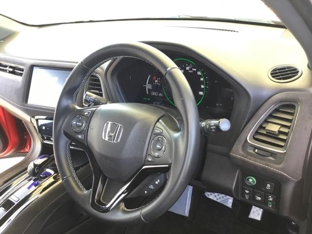 ヴェゼル ハイブリッドＲＳ・ホンダセンシング　クルコン　バックカメラ　純正ナビ　フルセグ　ＥＴＣ　ドラレコ　シートヒーター　パドルシフト　サイドＳＲＳ　Ｒカメ　フルオートエアコン　ＵＳＢ接続　両席エアバック　スマキー　オートクルーズコントロール（30枚目）