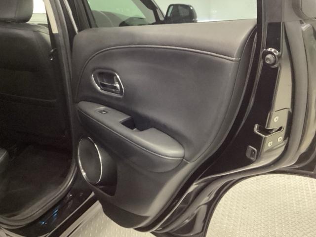 ヴェゼル ハイブリッドZ あんしんパッケージ クルコン 社外ナビ フルセグ ETC シートヒーター Rカメ スマキー LEDランプ シ-トヒ-タ- サイドカーテンエアバック 運転席助手席エアバッグ VSA パワーステアリング(28枚目)