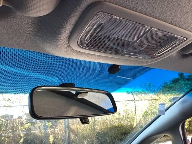 フィット １３Ｇ・Ｆコンフォートエディション　純正ナビ　フルセグ　リアカメラ　エアコン　リヤカメラ　横滑防止装置　パワーウィンドウ　ＥＴＣ車載器　スマートキー　ＤＶＤ再生　ＡＢＳ　Ｉストップ　パワーステアリング　ＵＳＢ　セキュリティアラーム（43枚目）