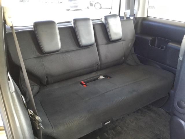 ステップワゴンスパーダ Ｚクールスピリット　クルコン　バックカメラ　後席モニター　ダブルエアコン　キーフリー　ナビＴＶ　横滑防止　ＤＶＤ視聴可能　Ｄレコ　フルオートエアコン　パワーウインドウ　Ａクルーズ　三列シート　運転席エアバック　パワステ（13枚目）