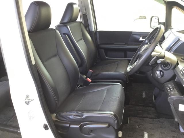 ステップワゴンスパーダ Ｚクールスピリット　クルコン　バックカメラ　後席モニター　ダブルエアコン　キーフリー　ナビＴＶ　横滑防止　ＤＶＤ視聴可能　Ｄレコ　フルオートエアコン　パワーウインドウ　Ａクルーズ　三列シート　運転席エアバック　パワステ（15枚目）