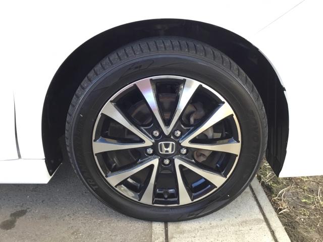 ステップワゴンスパーダ Ｚクールスピリット　クルコン　バックカメラ　後席モニター　ダブルエアコン　キーフリー　ナビＴＶ　横滑防止　ＤＶＤ視聴可能　Ｄレコ　フルオートエアコン　パワーウインドウ　Ａクルーズ　三列シート　運転席エアバック　パワステ（31枚目）