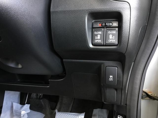 N-BOXカスタム GターボSSパッケージ 両側電動スライドドア クルコン バックカメラ 純正ナビ ワンセグ ETC Bモニター スマートエントリー VSA 盗難防止システム AAC ナビTV オートクルーズコントロール パワステ Wエアバッグ(23枚目)