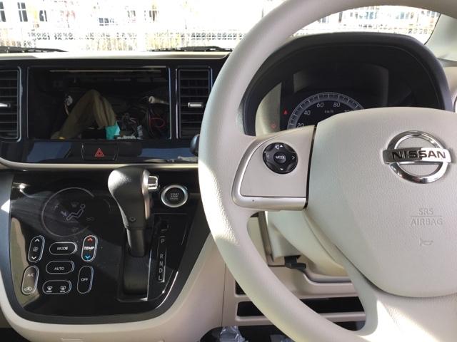 デイズルークス X オーディオレス ETC 社外AW プリクラッシュ アイドリングストップ機能 Sキー イモビライザー VDC ベンチ席 運転席エアバック デュアルエアバッグ フルオートエアコン サイドエアバッグ ABS(3枚目)