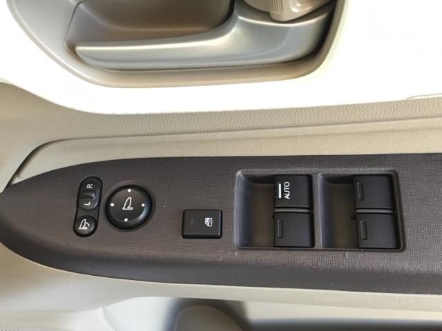 N-WGN GSSコンフォートパッケージ あんしんパッケージ 純正ナビ フルセグ ETC ナビTV 前席シートヒーター パワーステアリング USB スマートキー エアコン 横滑り防止装置 パワーウインド デュアルエアバッグ イモビ ABS(11枚目)