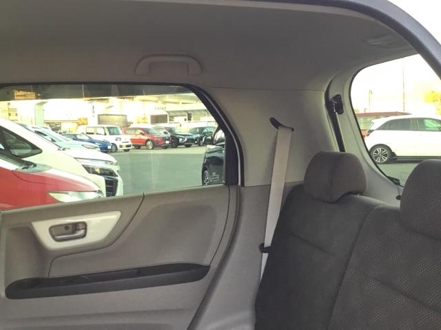 N-WGN GSSコンフォートパッケージ あんしんパッケージ 純正ナビ フルセグ ETC ナビTV 前席シートヒーター パワーステアリング USB スマートキー エアコン 横滑り防止装置 パワーウインド デュアルエアバッグ イモビ ABS(12枚目)