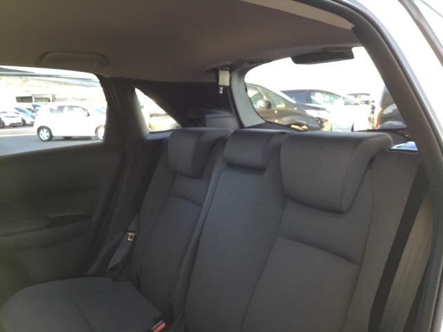 フィット ベーシック クルコン リアカメラ 純正ナビ アイスト 衝突軽減 クリアランスソナー VSA オートエアコン USB接続 イモビライザー AUTOライト クルーズコントロール スマートキー パワーステアリング(12枚目)