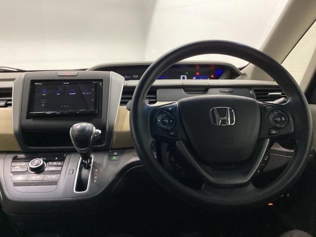 フリード G・ホンダセンシング クルコン リアカメラ 社外ナビ ETC Fセグ 追突被害軽減ブレーキ iストップ Wエアバッグ パワーウィンドウ アクティブクルーズコントロール スマートキ カラーバックモニター 整備点検記録簿(2枚目)