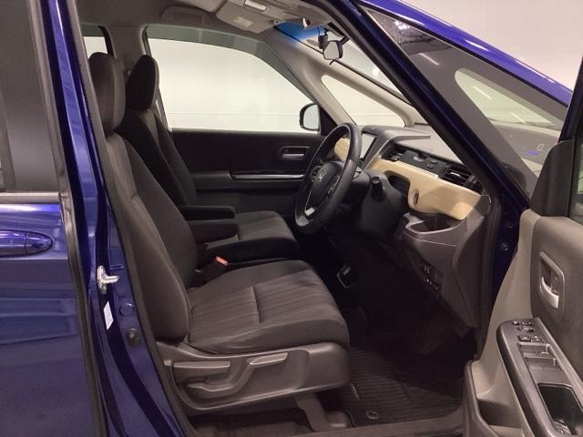 フリード G・ホンダセンシング クルコン リアカメラ 社外ナビ ETC Fセグ 追突被害軽減ブレーキ iストップ Wエアバッグ パワーウィンドウ アクティブクルーズコントロール スマートキ カラーバックモニター 整備点検記録簿(15枚目)