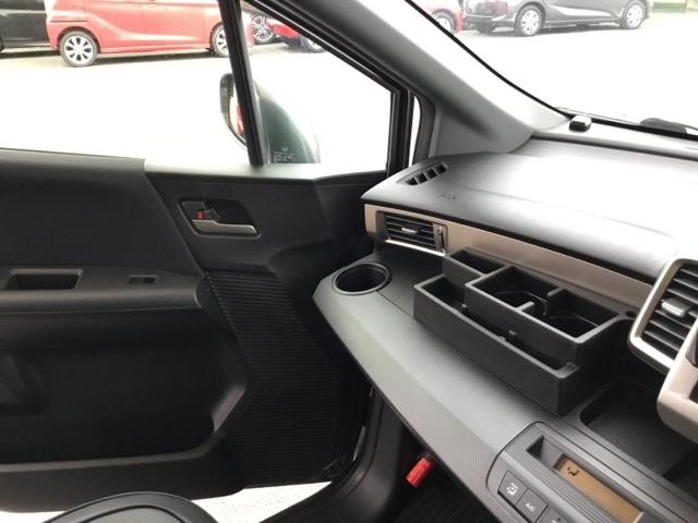 フリードスパイクハイブリッド ジャストセレクション 片側電動スライドドア クルコン 社外ナビ キーフリー セキュリティーアラーム 横滑り防止機能 DVD視聴 地デジ ナビTV エアコン 両側スライド片側電動 ETC パワーステアリング I-STOP(22枚目)