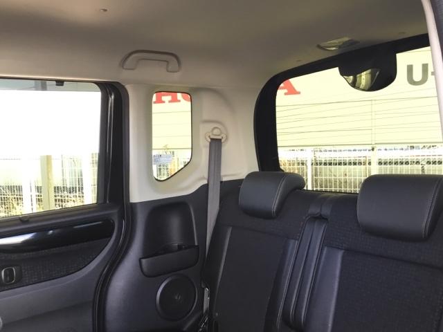 Ｎ－ＢＯＸカスタム Ｇ・ターボＬパッケージ　両側電動スライドドア　クルコン　リアカメラ　純正ナビ　フルセグ　ＥＴＣ　ＡＵＴＯエアコン　ナビＴＶ　地デジテレビ　Ｂカメ　盗難警報装置　横滑防止装置　ＰＳ　ＰＷ　ターボエンジン　ＥＣＯモード　ＡＢＳ（11枚目）