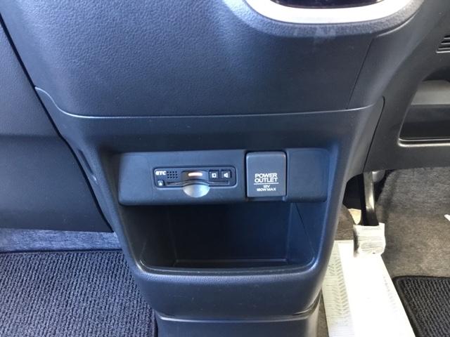 Ｎ－ＢＯＸカスタム Ｇ・ターボＬパッケージ　両側電動スライドドア　クルコン　リアカメラ　純正ナビ　フルセグ　ＥＴＣ　ＡＵＴＯエアコン　ナビＴＶ　地デジテレビ　Ｂカメ　盗難警報装置　横滑防止装置　ＰＳ　ＰＷ　ターボエンジン　ＥＣＯモード　ＡＢＳ（20枚目）