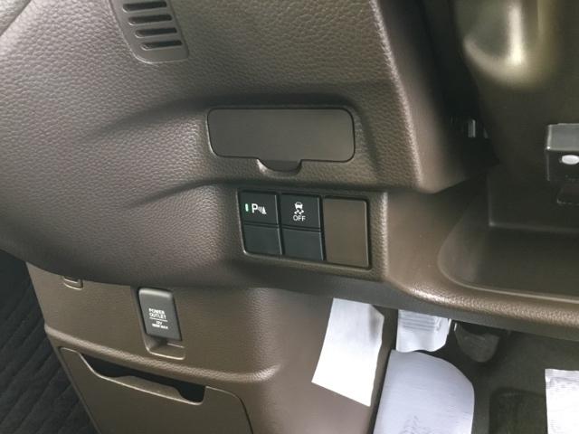 Ｎ－ＢＯＸ Ｌ　片側電動スライドドア　リアカメラ　ディスプレイオーディオ　ワンセグ　衝突回避支援ブレーキ　Ｉ－ＳＴＯＰ　クリソナ　ＰＷ　パワステ　Ｓヒーター　スマ－トキ－　Ｂカメ　横滑り防止　ＬＥＤライト　キーレス付（25枚目）