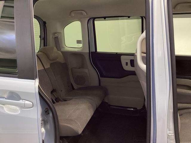 N-BOX G・Lホンダセンシング 片側電動スライドドア リアカメラ 純正ナビ ETC レーダブレーキ Aストップ ESC キーフリーシステム LEDライト オートライト バックM USB スマートキー クルコン 両席エアバック ABS(16枚目)