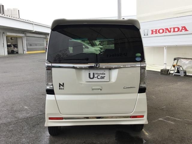 Ｎ－ＢＯＸカスタム Ｇ・Ｌパッケージ　片側電動スライドドア　ＥＴＣ　リアカメラ　ＨＩＤ　アイドリングストップ車　ナビ・ＴＶ　スマキ－　フロントベンチシート　地デジＴＶ　パワーウィンドウ　片側電動両側スライドドア　盗難防止システム　パワステ（8枚目）